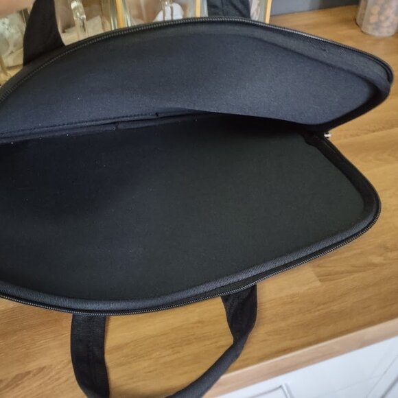 Neoprene Laptop Bag For 15 inch Laptop - Picture 5 of 5
